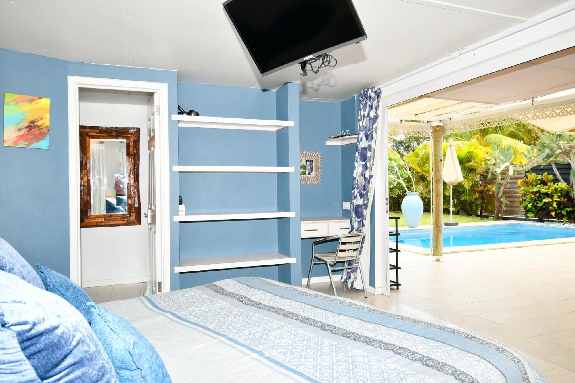 Chalet Kestrel With Pool On The Beach Riambel Exterior foto
